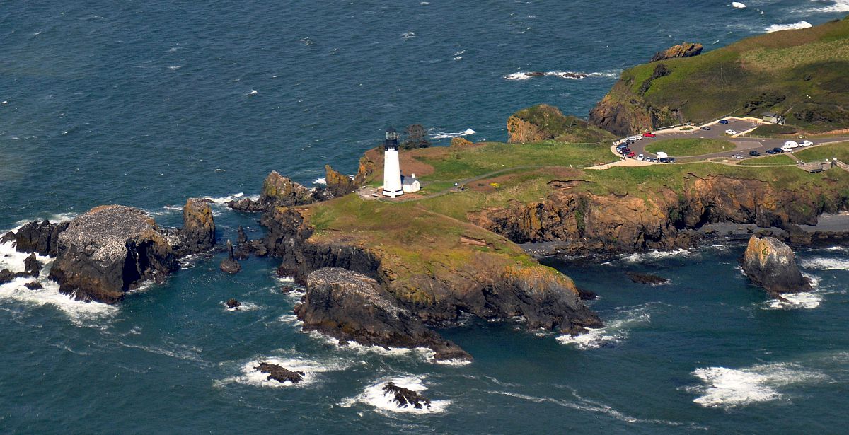 Yaquina Lighthouse - from the Flying to Florence May 2012 photo gallery.