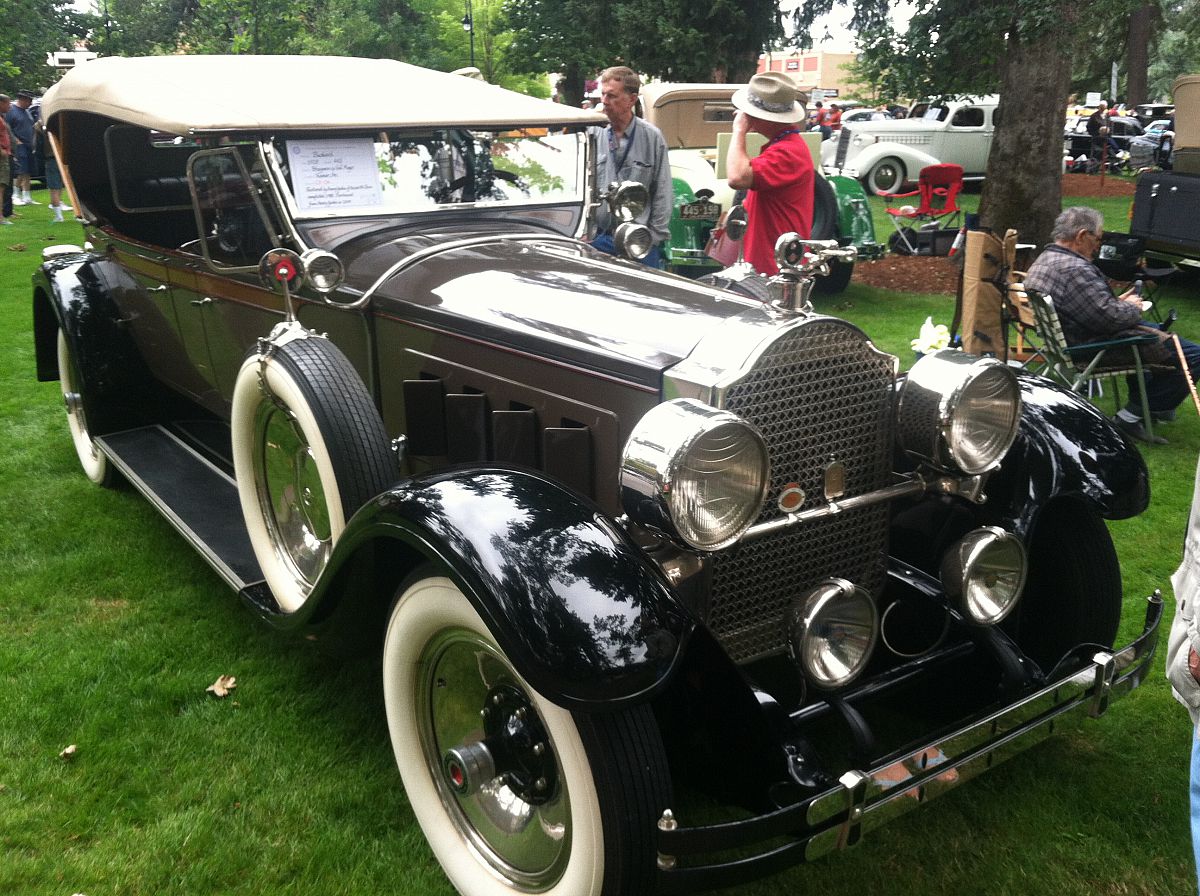 Packard - from the Forest Grove Concours d'Elegance 2012 photo gallery.