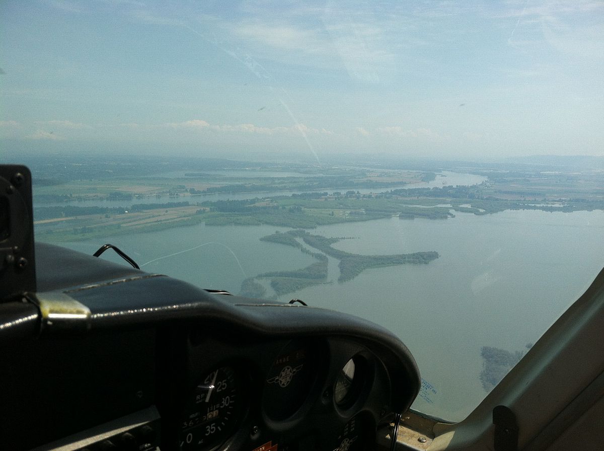 Columbia River - from the May 10th flight to Scappoose photo gallery.