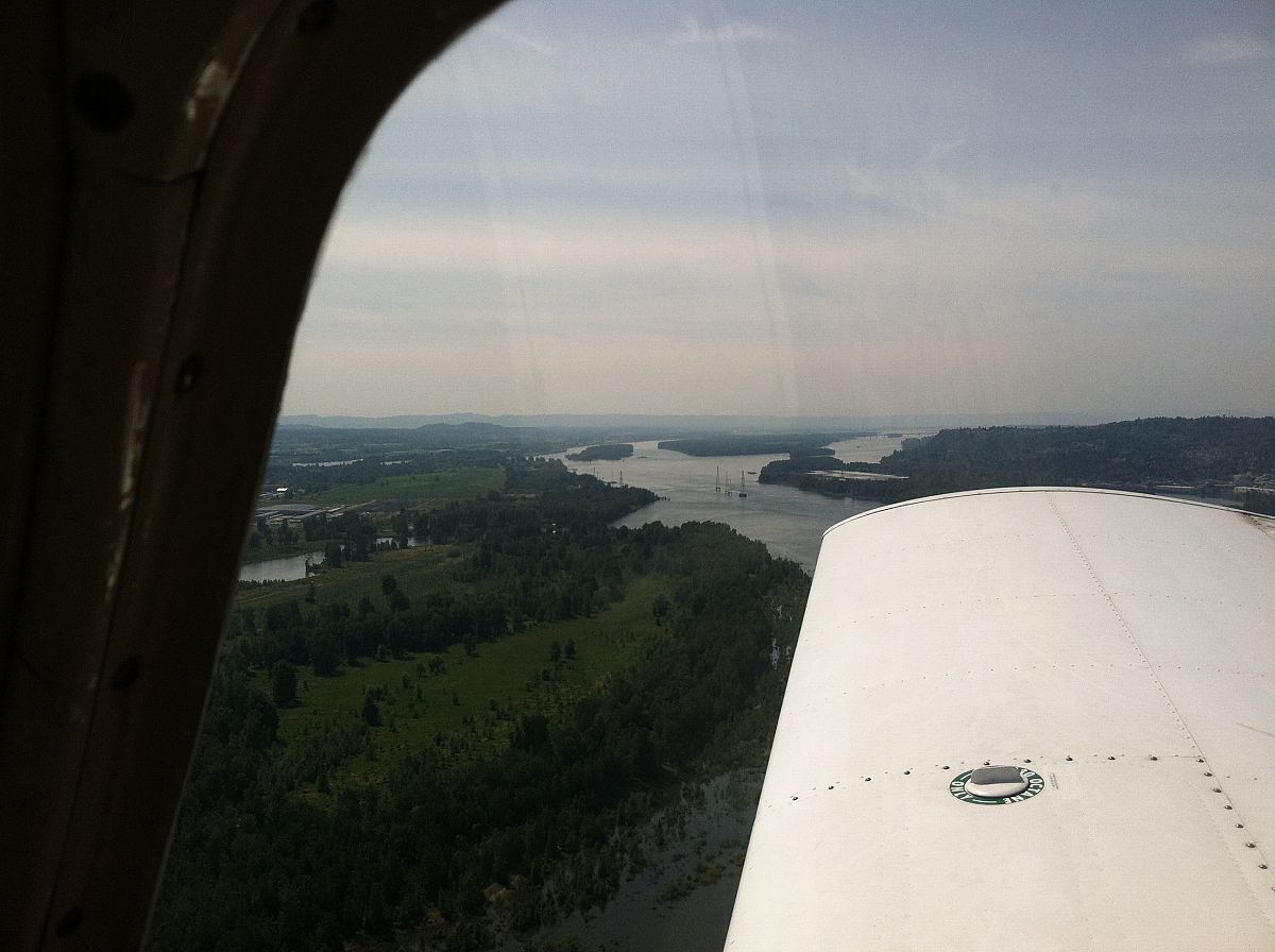 Columbia River on right base for runway 25 Troutdale - from the May 10th flight to Scappoose photo gallery.